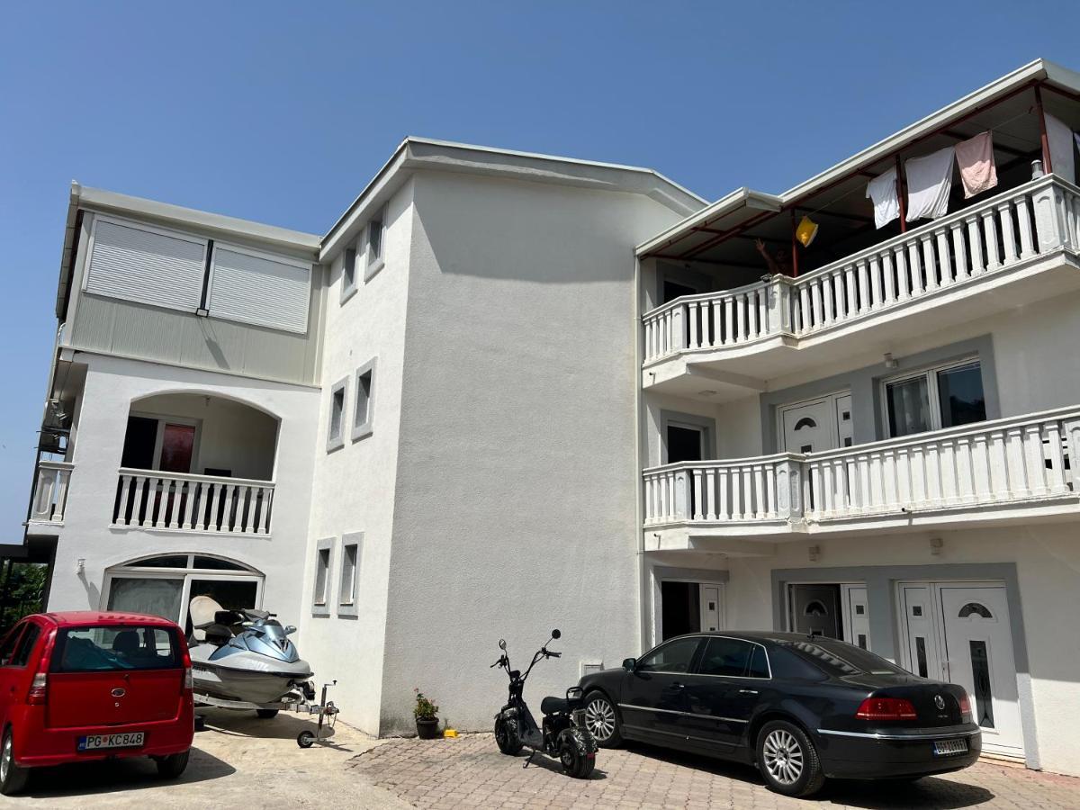 Villa Ajsa 巴尔 外观 照片